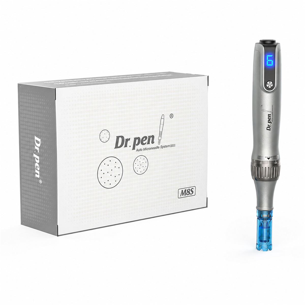 ตัวเครื่อง Dr. Pen M8s สีเงินพร้อมหัวเข็มสีฟ้า ข้างกล่อง M8S จากผู้ผลิต